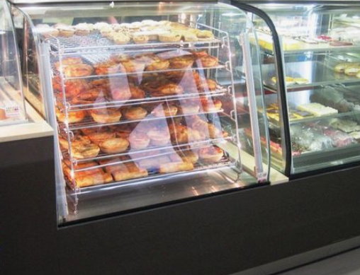 نصائح التنظيف والصيانة لخزائن عرض الطعام